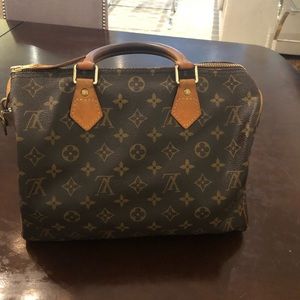Louis Vuitton Speedy 30